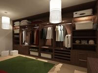 Классическая гардеробная комната из массива с подсветкой Самара
