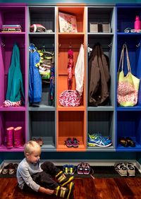 Детская цветная гардеробная комната Самара